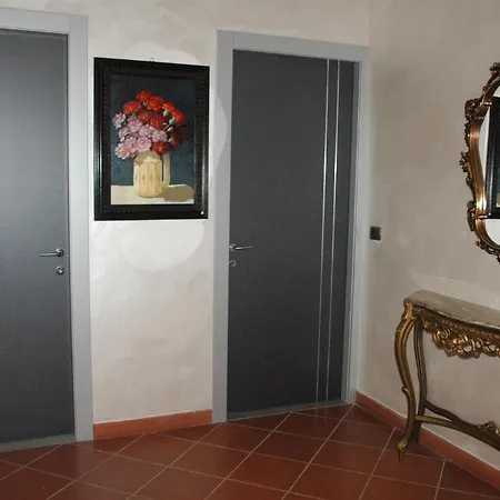 Douce Maison Bed & Breakfast