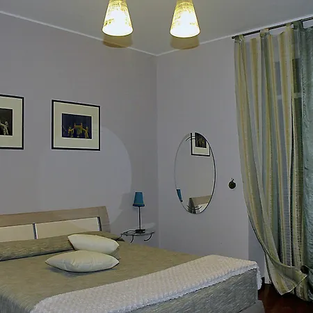 Douce Maison Bed & Breakfast 3*